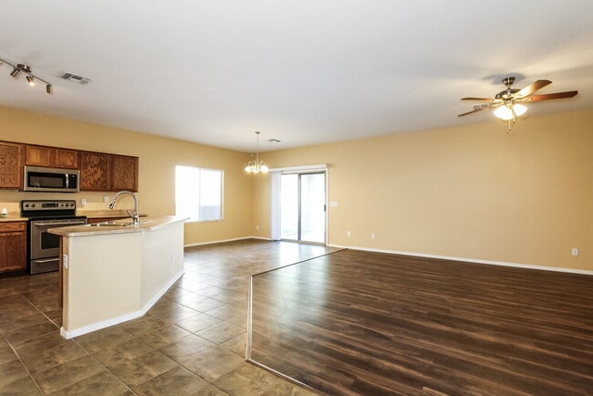 15221 N 177th Dr in Surprise, AZ - Building Photo - Building Photo