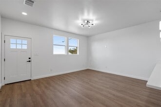 533 Hackberry Rd in Salado, TX - Building Photo - Building Photo