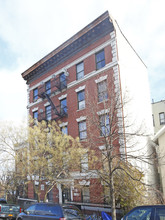 129 Clermont Avenue in Brooklyn, NY - Foto de edificio - Building Photo