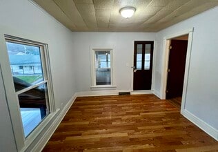 1 Birch St in Oneonta, NY - Building Photo - Building Photo