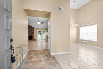 9019 Driftstone Dr in Spring, TX - Building Photo - Building Photo
