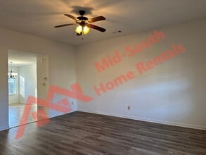 321 Switchgrass Cove in Munford, TN - Building Photo - Building Photo