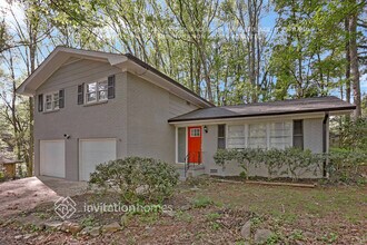 3602 Turner Heights Dr in Decatur, GA - Foto de edificio - Building Photo