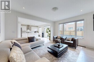 234 Wesmina Ave in Whitchurch-Stouffville, ON - Building Photo - Building Photo