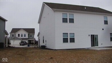 5916 Sunstone Rd in Indianapolis, IN - Building Photo - Building Photo