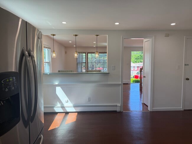 15 Brook St in West Hartford, CT - Building Photo - Building Photo