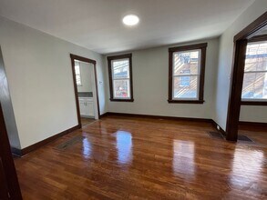 1155 Rebecca Ave-Unit -Unit 1 in Pittsburgh, PA - Building Photo - Building Photo