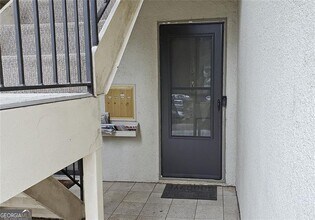 40 Glenald Way NW in Atlanta, GA - Building Photo - Building Photo