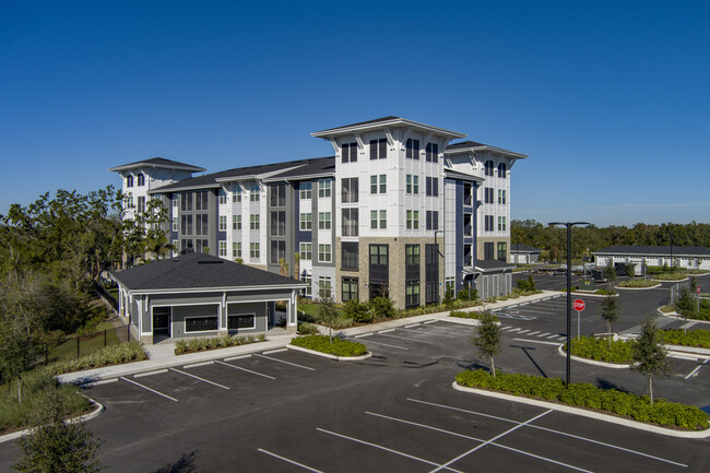 The Sarah in Orlando, FL - Foto de edificio - Building Photo