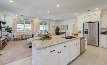 415 Arc Ct in Hayward, CA - Building Photo - Building Photo