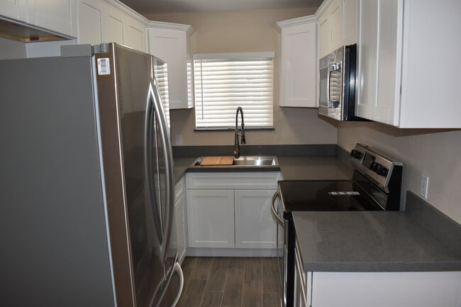 1170 Fountain St, Unit 7