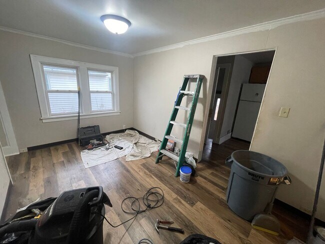 property at 732 Vine Ave