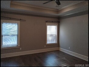 17 Rosans Ct in Little Rock, AR - Foto de edificio - Building Photo