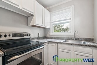 811 Stoll St in Baltimore, MD - Building Photo - Building Photo