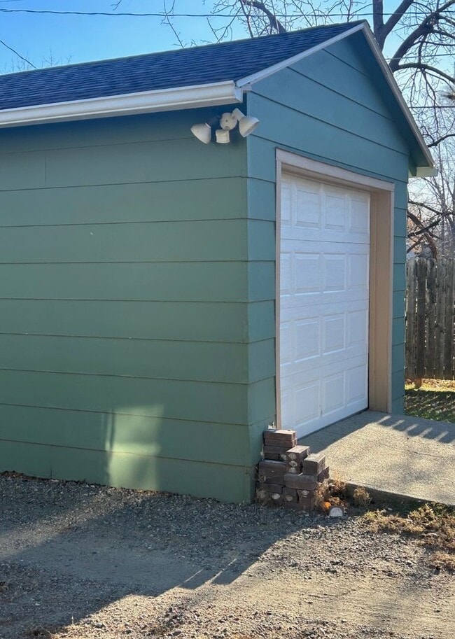 2020 10th Ave N in Billings, MT - Building Photo - Building Photo