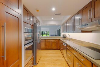 13244 Polo Club Rd in Wellington, FL - Building Photo - Building Photo