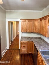 24-26-26 Penrose Ave in Mechanicville, NY - Foto de edificio - Building Photo