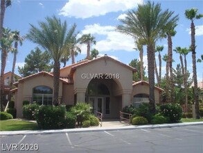 2925 Wigwam Pkwy in Henderson, NV - Building Photo - Building Photo