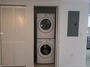 5252 NW 85th Ave-Unit -# 190 in Doral, FL - Building Photo - Building Photo