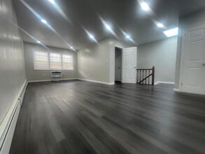 825 Ashford St in Brooklyn, NY - Building Photo - Building Photo