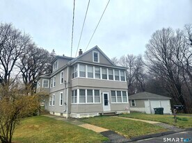 15 Diamond St in Plymouth, CT - Building Photo