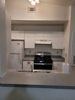 1603 Columbus Arms Cir in Kissimmee, FL - Building Photo