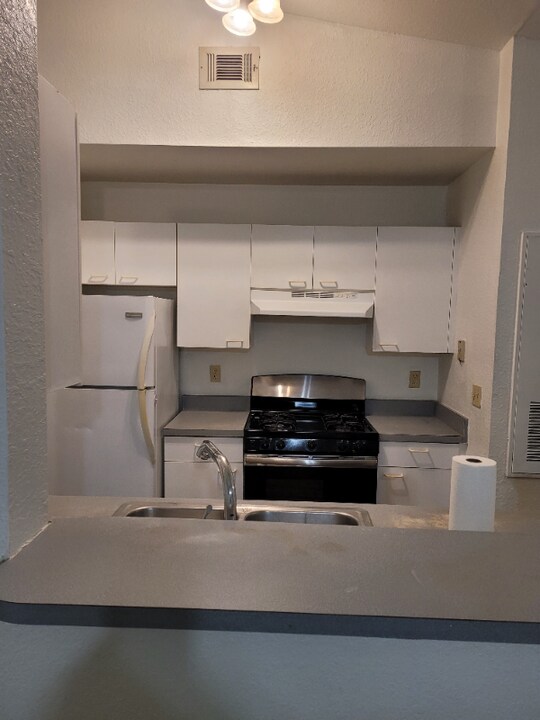 1603 Columbus Arms Cir in Kissimmee, FL - Building Photo