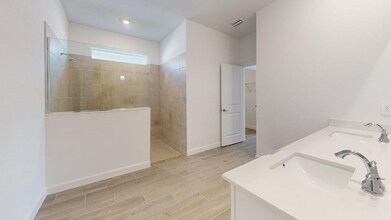 7949 Lakes Edge Ln in Port Charlotte, FL - Building Photo - Building Photo