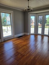 427 Hanover St in Manchester, NH - Building Photo - Building Photo