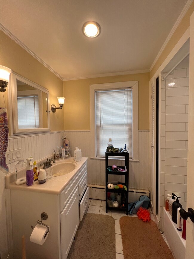 21 Chandler St, Unit 2 in Somerville, MA - Foto de edificio - Building Photo