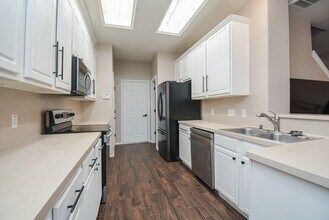 6058 Shelbourne Park Ln in Houston, TX - Building Photo - Building Photo