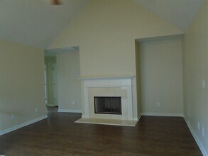 143 Hawken Trail in Mcdonough, GA - Foto de edificio - Building Photo