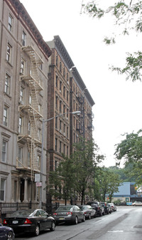 22 Mount Morris Park W in New York, NY - Building Photo - Building Photo