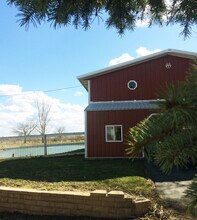 13040 Brisbin Rd in Yorkville, IL - Building Photo - Building Photo