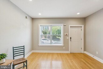 1702 Carpenter St in Philadelphia, PA - Building Photo - Building Photo