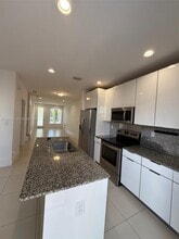 14211 SW 126th Path in Miami, FL - Building Photo - Building Photo