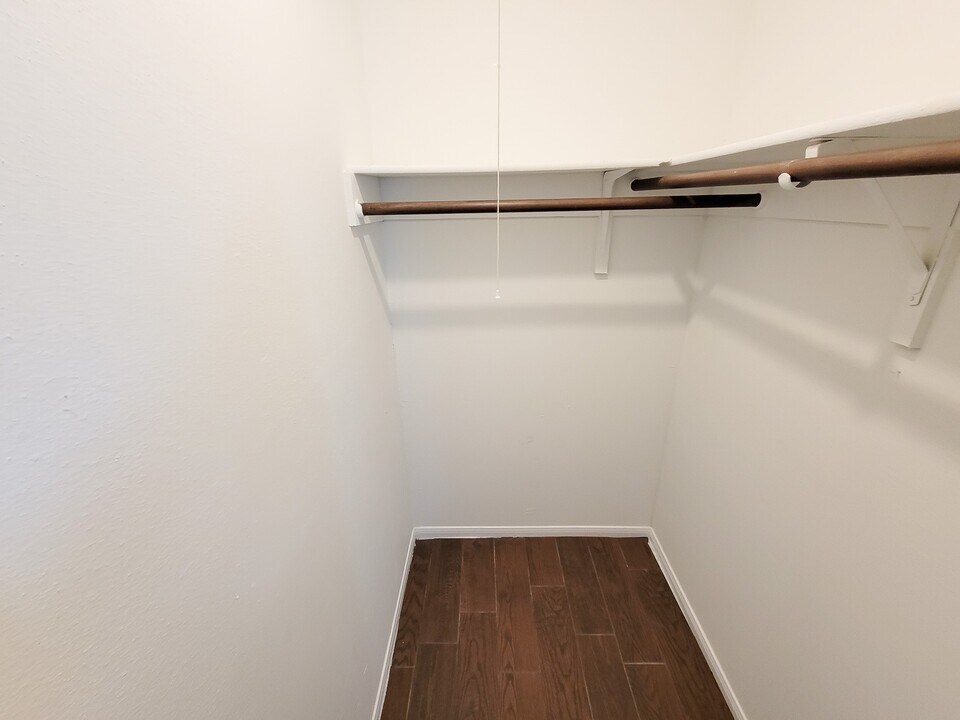 10010 Sagecanyon Dr in Houston, TX - Building Photo