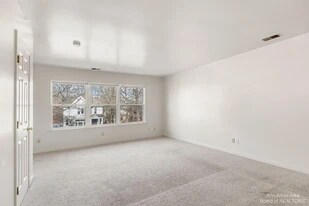 715 N Congress St, Unit 2 in Ypsilanti, MI - Building Photo