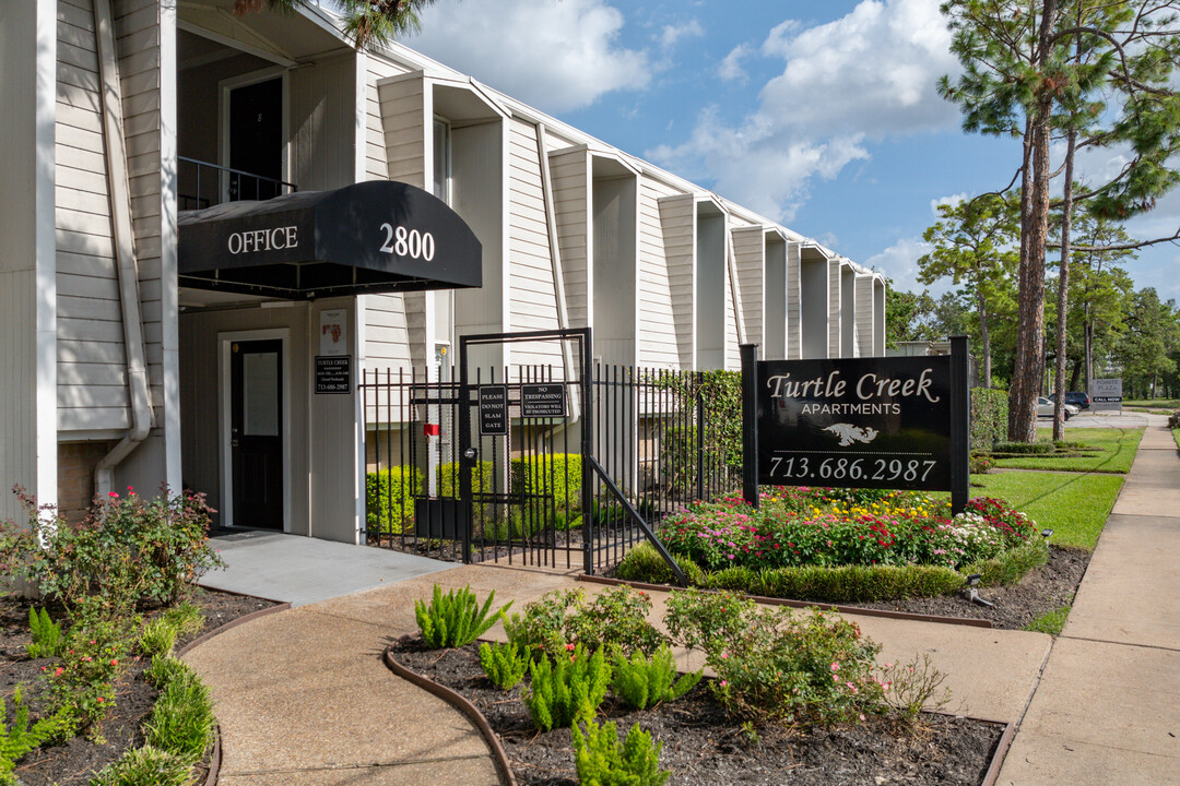 Turtle Creek in Houston, TX - Building Photo