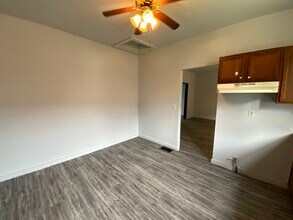 14 Kentucky Ave in Danville, IL - Building Photo - Building Photo