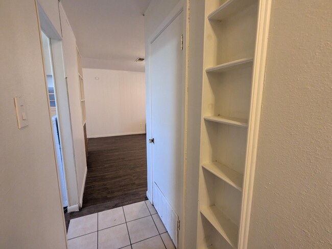 2104 E 29th St in Lubbock, TX - Building Photo - Building Photo