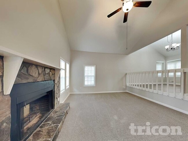 4088 Valley Brook Rd in Snellville, GA - Building Photo - Building Photo