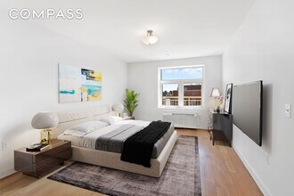 26-20 14th Pl in Queens, NY - Building Photo - Building Photo