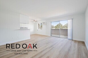 821 N Wilcox Ave, Unit 237 in Montebello, CA - Building Photo