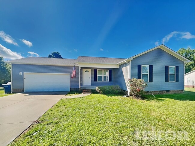 2010 Beauty St in Statesville, NC - Foto de edificio - Building Photo