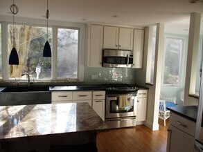 14262 Shore Dr in Harborton, VA - Building Photo - Building Photo