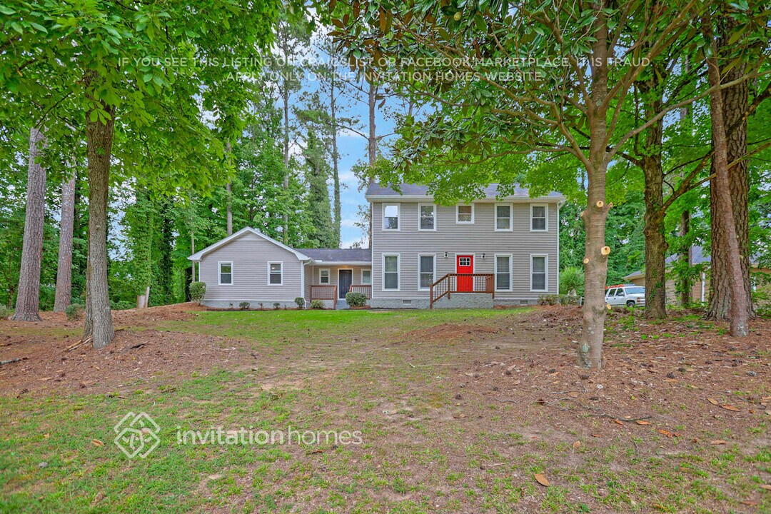 440 Arbor Ridge Dr in Stone Mountain, GA - Building Photo
