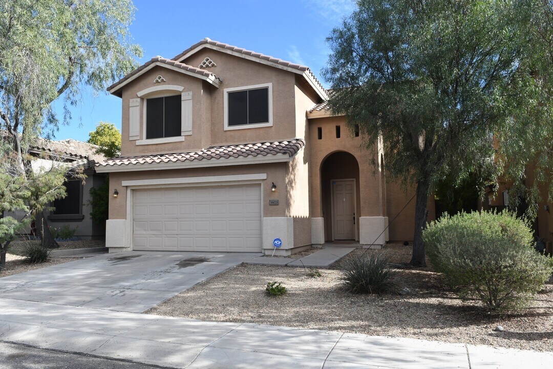 38021 N Pagoda Ln in Anthem, AZ - Building Photo