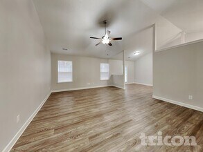 428 Glencroft Dr in Wingate, NC - Foto de edificio - Building Photo