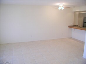 2825 SW Santa Barbara Pl-Unit -1 in Cape Coral, FL - Building Photo - Building Photo